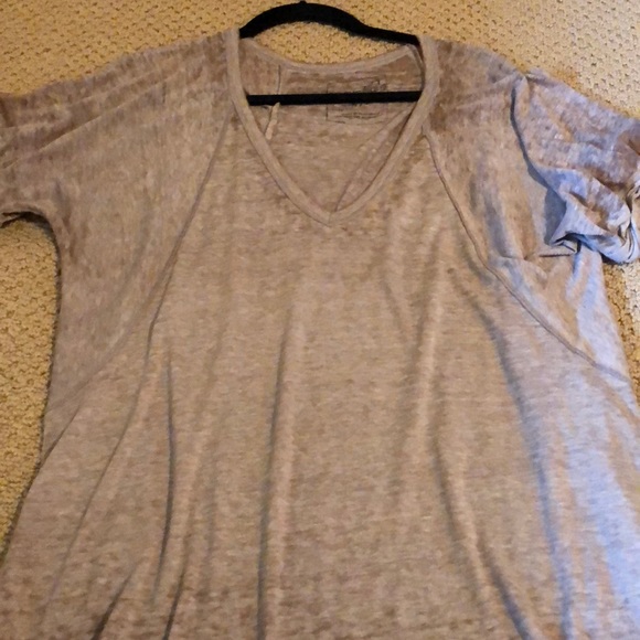 Free People T-Shirt - Picture 4 of 4